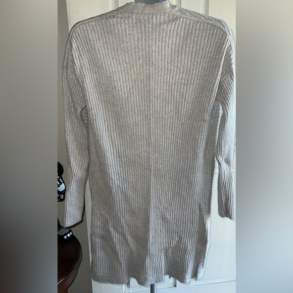 Women’s Gap Cardigan - Picture 3 of 7